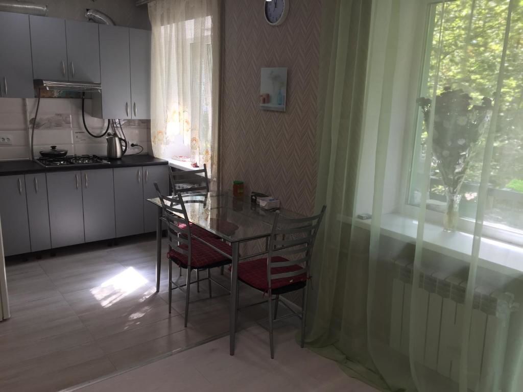 Апартаменты Apartments Robocha Street 81 Kirova Днепр-19