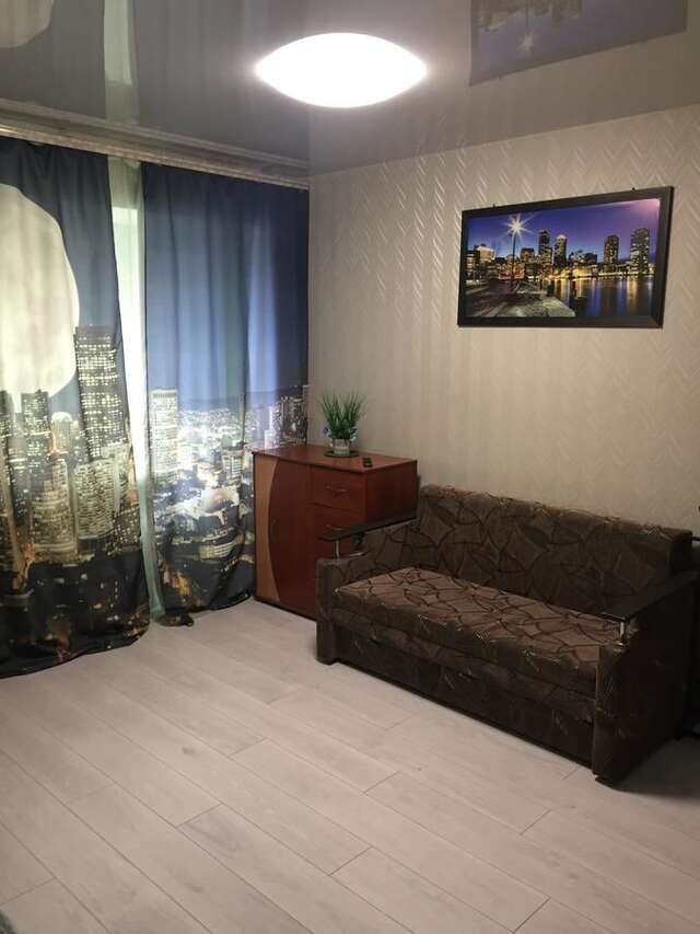 Апартаменты Apartments Robocha Street 81 Kirova Днепр-12