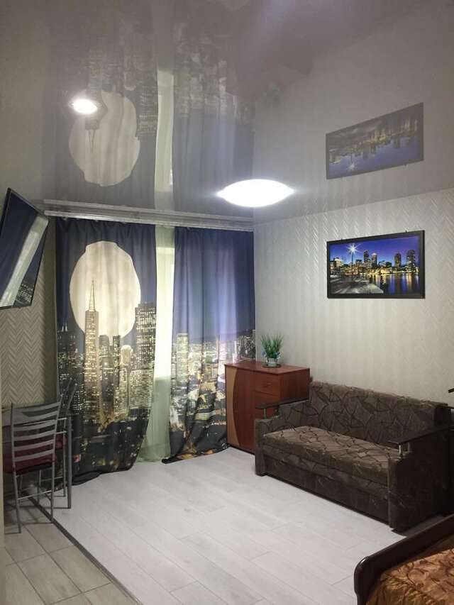 Апартаменты Apartments Robocha Street 81 Kirova Днепр-7
